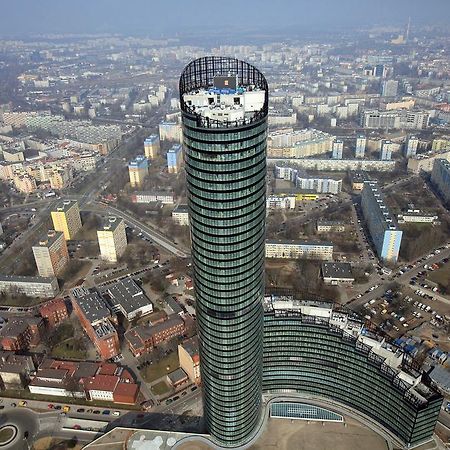 Platinum Sky Apartment Вроцлав Екстериор снимка