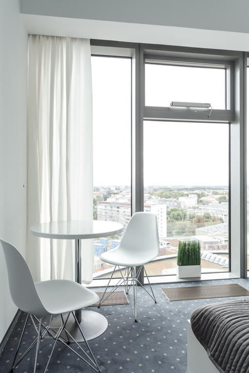 Platinum Sky Apartment Вроцлав Стая снимка