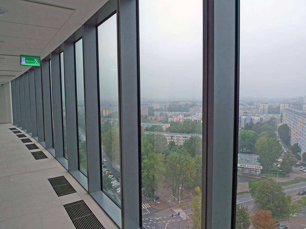 Platinum Sky Apartment Вроцлав Екстериор снимка